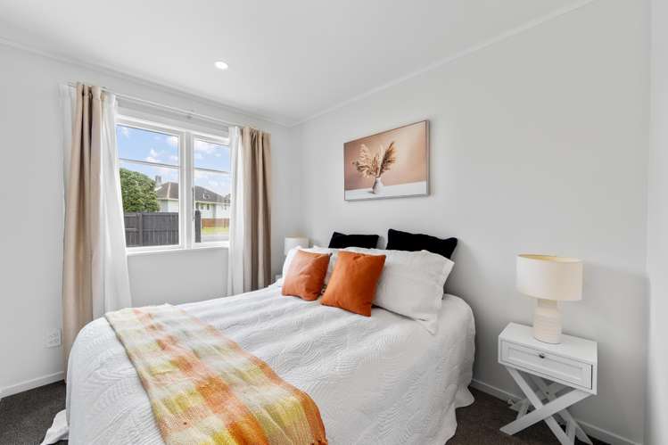 42 Williams Crescent Otara_6