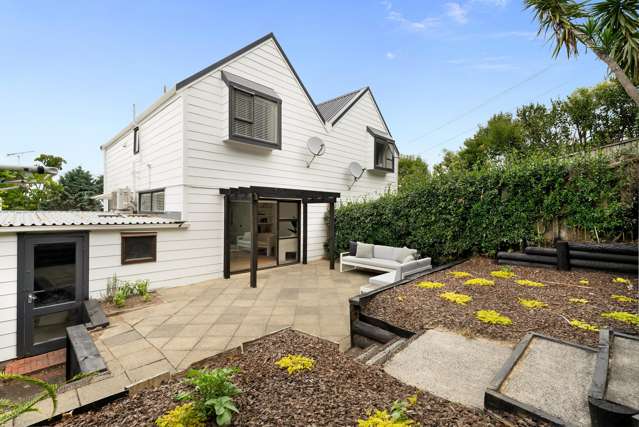 Be Quick for this Remuera Pocket Rocket!