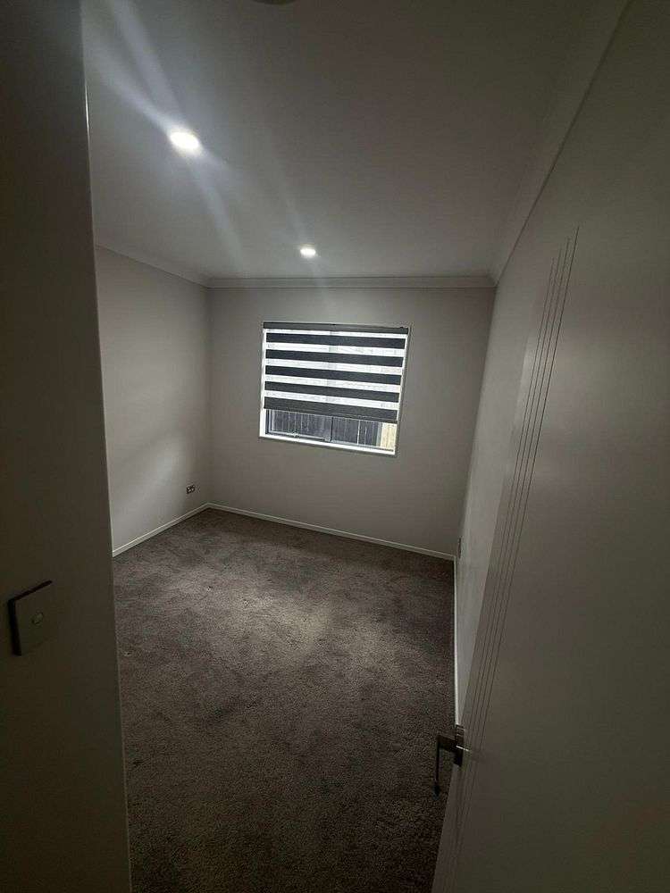 7 Ballyliffin Drive Flat Bush_5