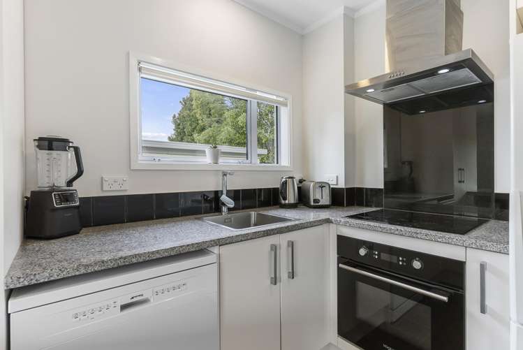 1/30 Chartwell Avenue_2