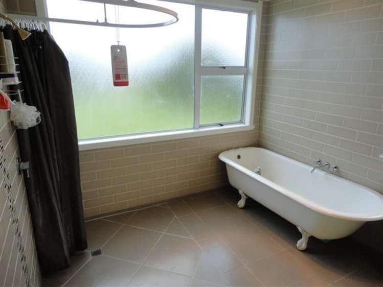 36 Riemenschneider Street Manaia_11