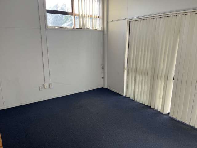 24 Dalgety Drive Wiri_4