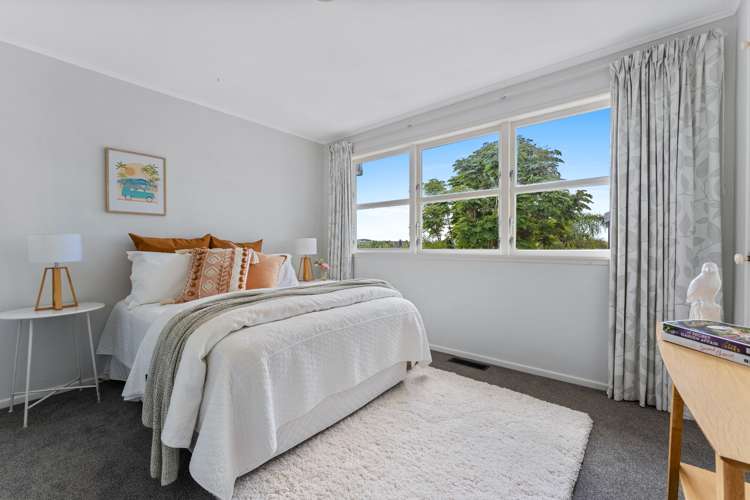 631 Beach Road Rothesay Bay_14