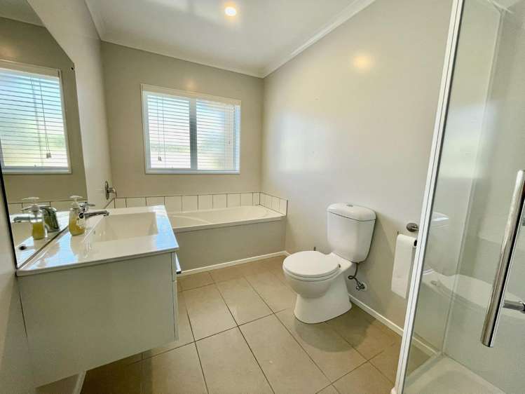 22 Montego Place 11497_14