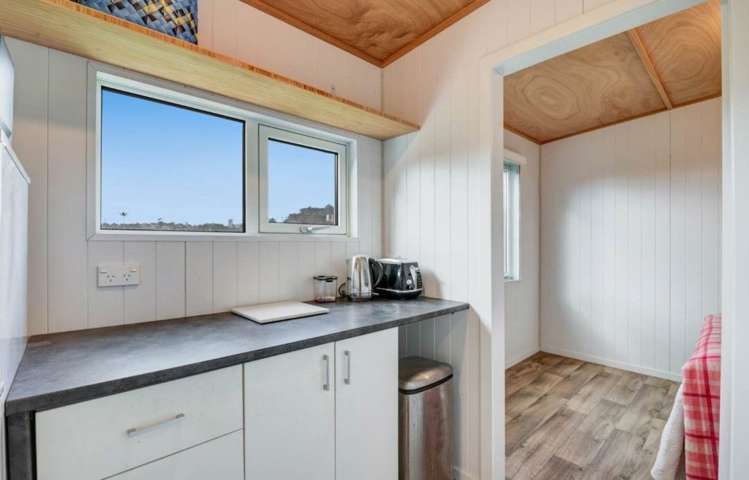 10 Rimu Road Stanmore Bay_15