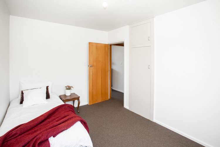 67 Moffat Drive Lincoln_10