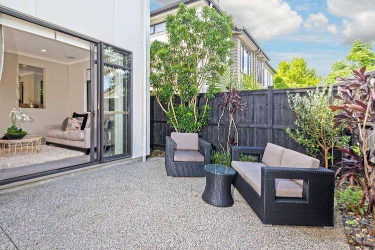 71 Coachman Drive Flat Bush_10