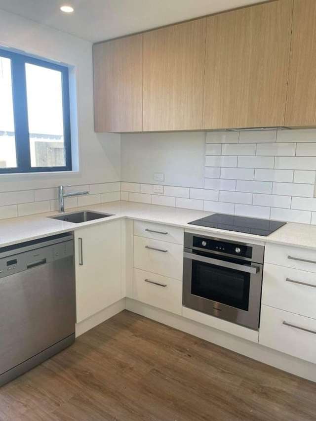 2/7 Hume Street Sydenham_4