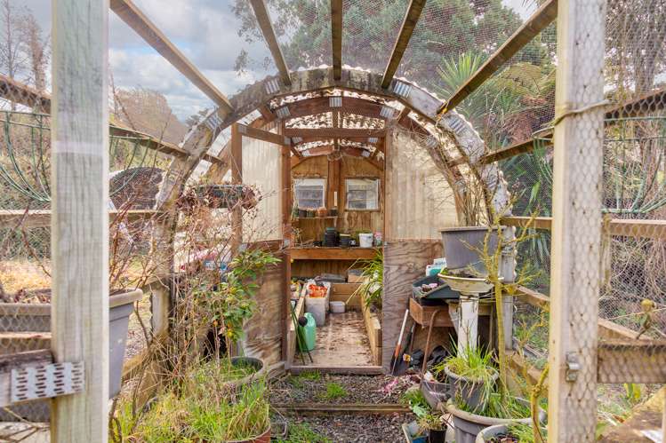 242 West Road Mauriceville_23