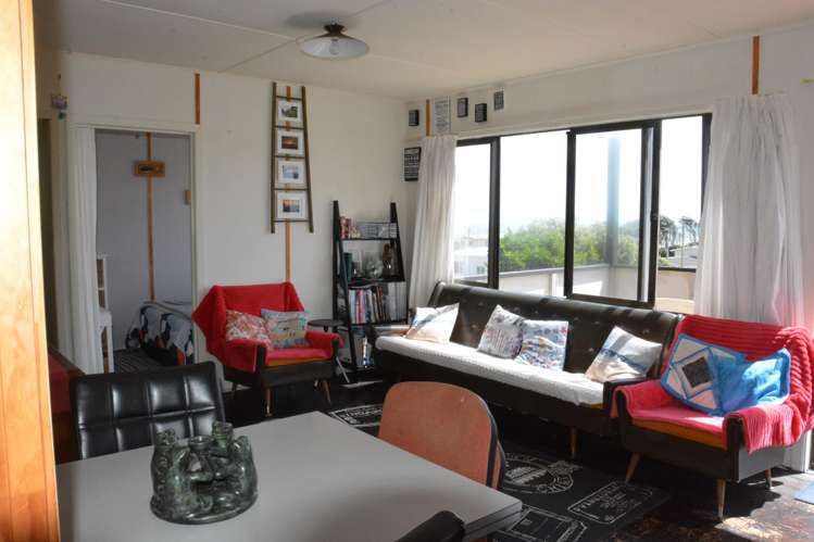 5 Tokopapa Street Mokau_6