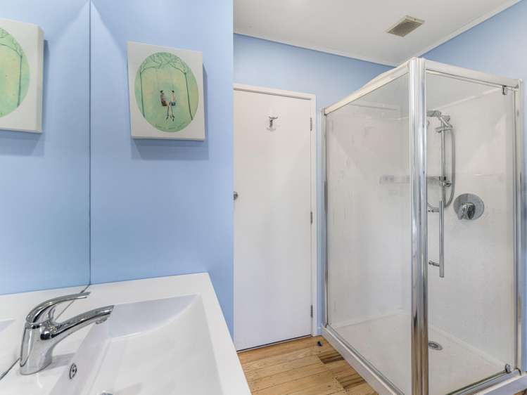 1/18 Gills Road Bucklands Beach_13