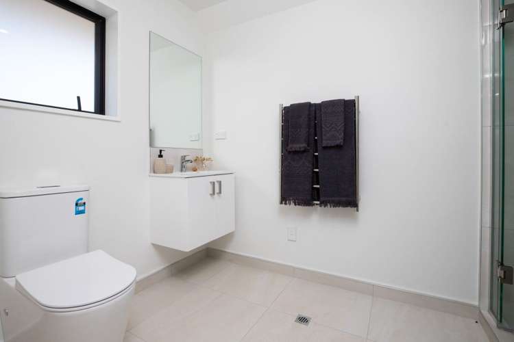 1/9 Walpole Street Waltham_12