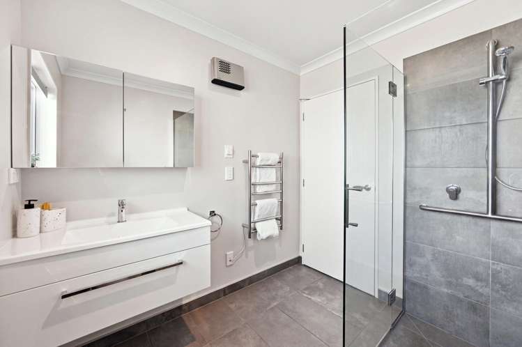 Villa 48/60 Port Hills Road Heathcote Valley_6