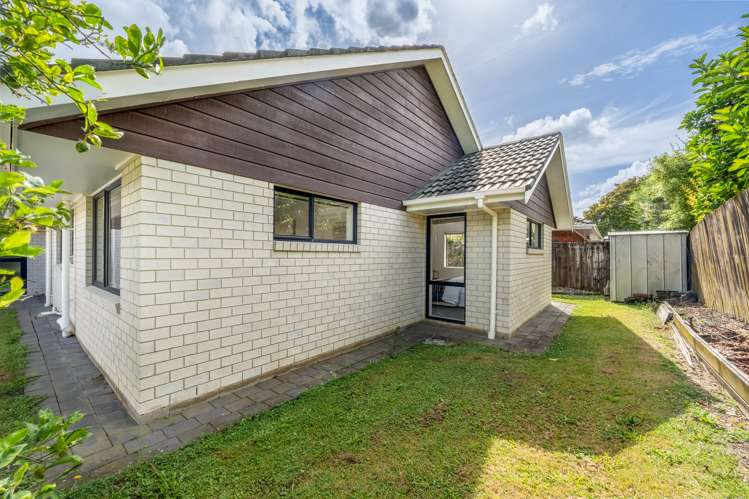 2/2 West Fairway Golflands_23