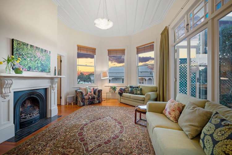 8 King Edward Parade Devonport_17