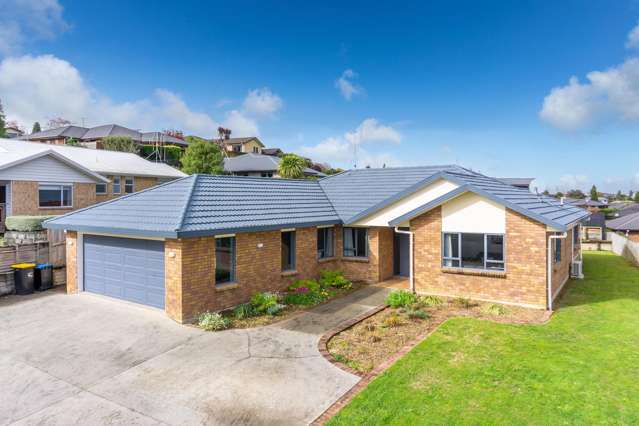 Freshly updated family home with office