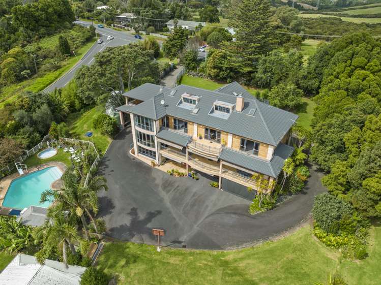 156 Redoubt Road Flat Bush Manukau City Houses for Sale One Roof