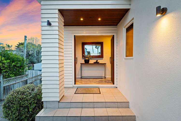 112 Mellons Bay Road_2