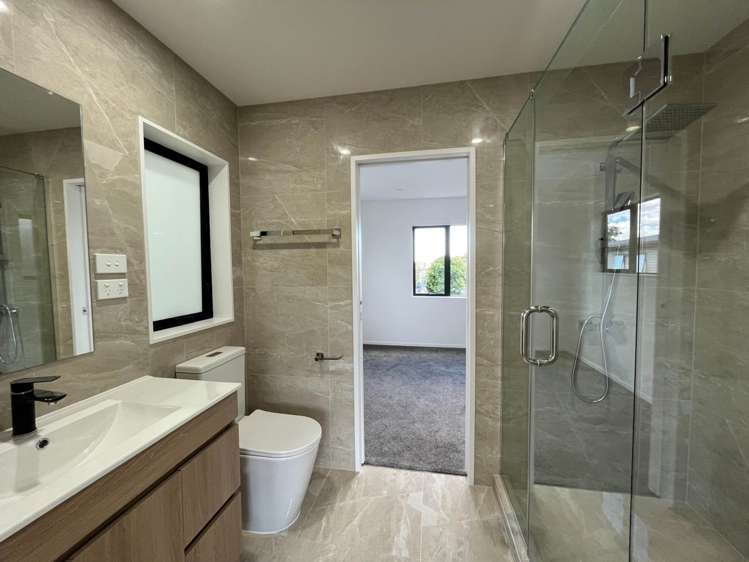 7D Chelburn Crescent Mangere East_5