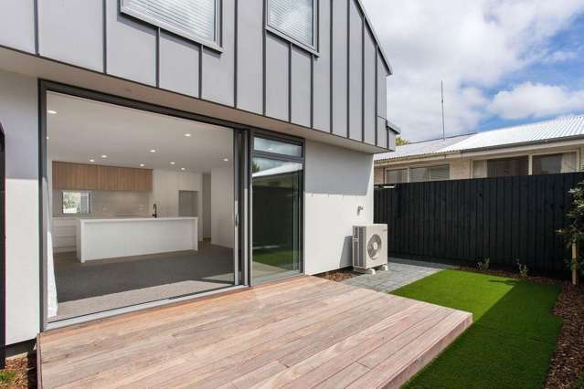 33 Oxley Avenue St. Albans_1