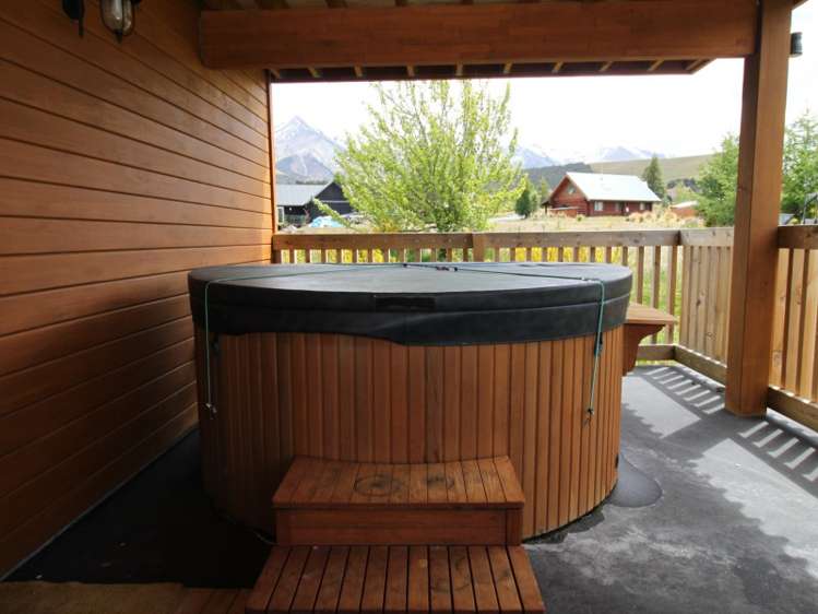 2 Cheeseman Terrace Castle Hill_15