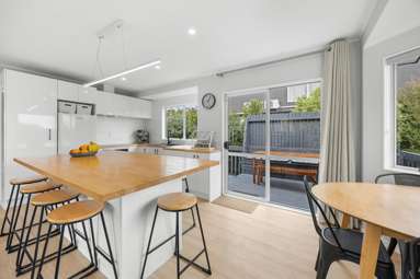 14A Glendon Avenue_3