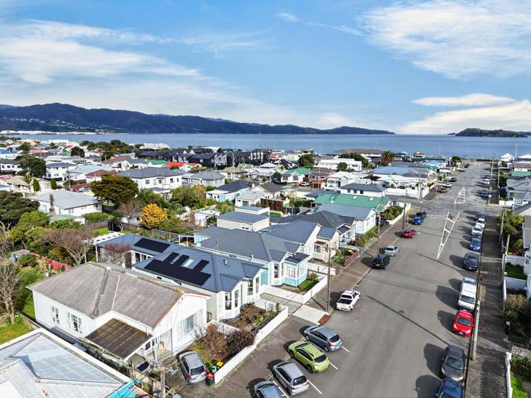 42 Bolton Street Petone_7
