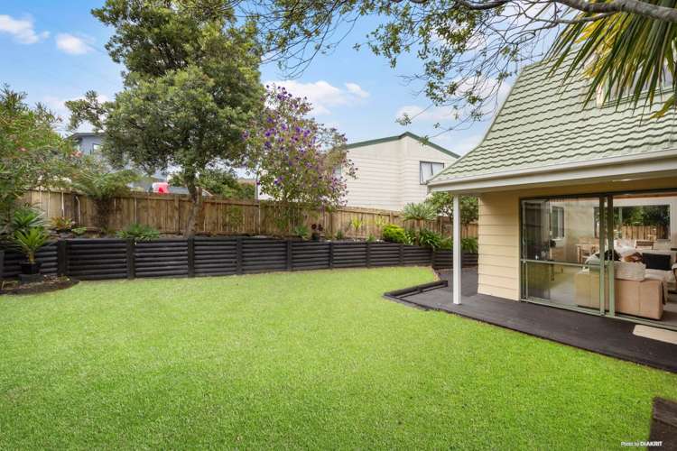 3 Frosses Place Massey_22