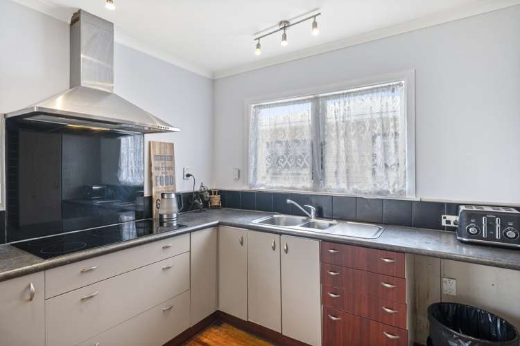 34 Mckillop Street Wainuiomata_10