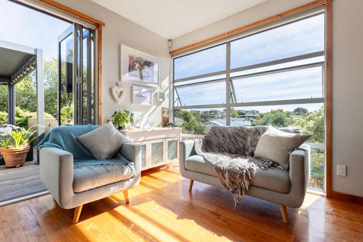 32 Lorna Irene Drive Raumati South_9