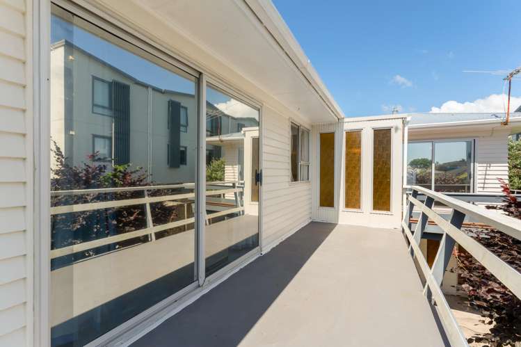 586 Te Atatu Road Te Atatu Peninsula_4