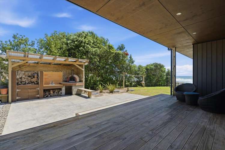 211 Pukehina Parade Pukehina Beach_13