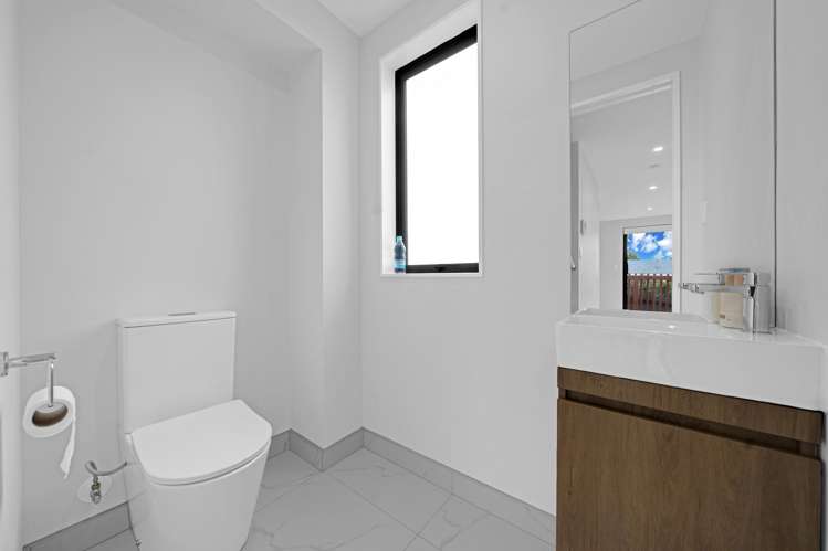 14/17 Parker Avenue New Lynn_15