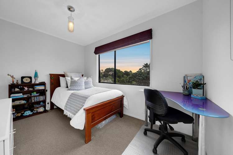 12 Lochend Place Highland Park_24