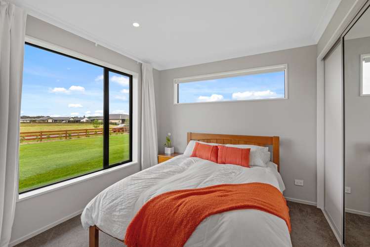 76 Verdeco Boulevard Lincoln_16