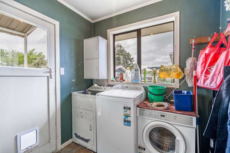 92 Edinburgh Crescent Waikiwi_12