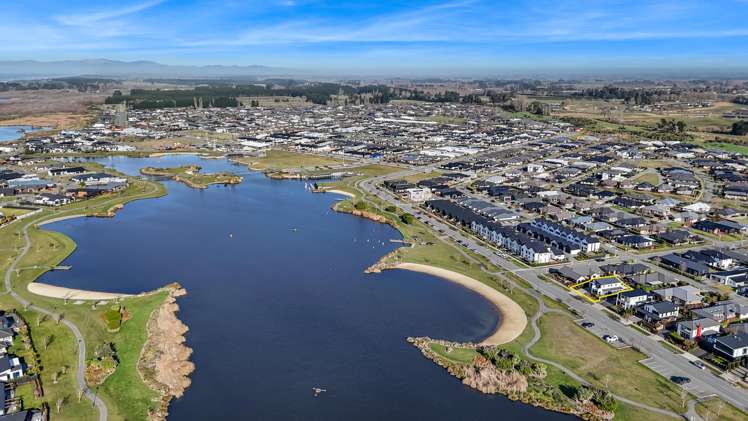 33 Lakeside Drive Pegasus_21