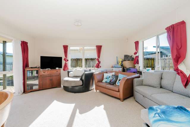 10A Griffiths Place Claudelands_2