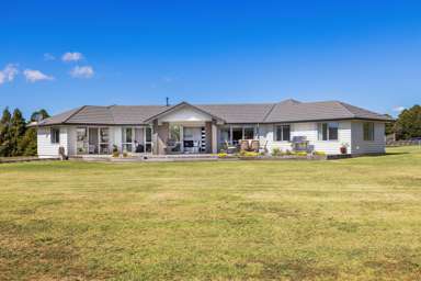 767F Kaiwaka Mangawhai Road_2