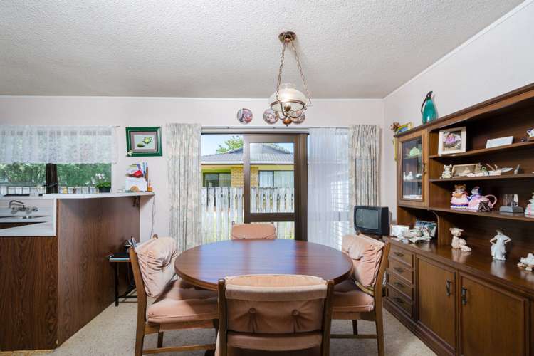 2/34 Flanshaw Road Te Atatu South_6