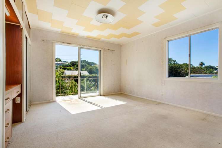 5 Blake Street Surfdale_14