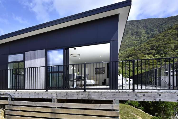 3203 Archers Road Tennyson Inlet_27