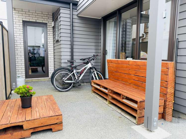 9/1 Myrtle Street Hutt Central_6