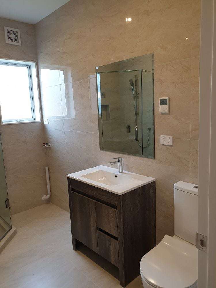 33A Koropa Road Flat Bush_5