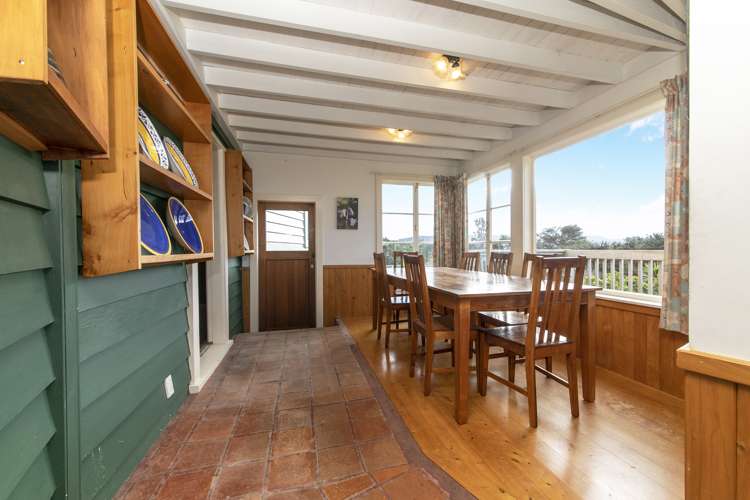 202 Scenic Drive Titirangi_7