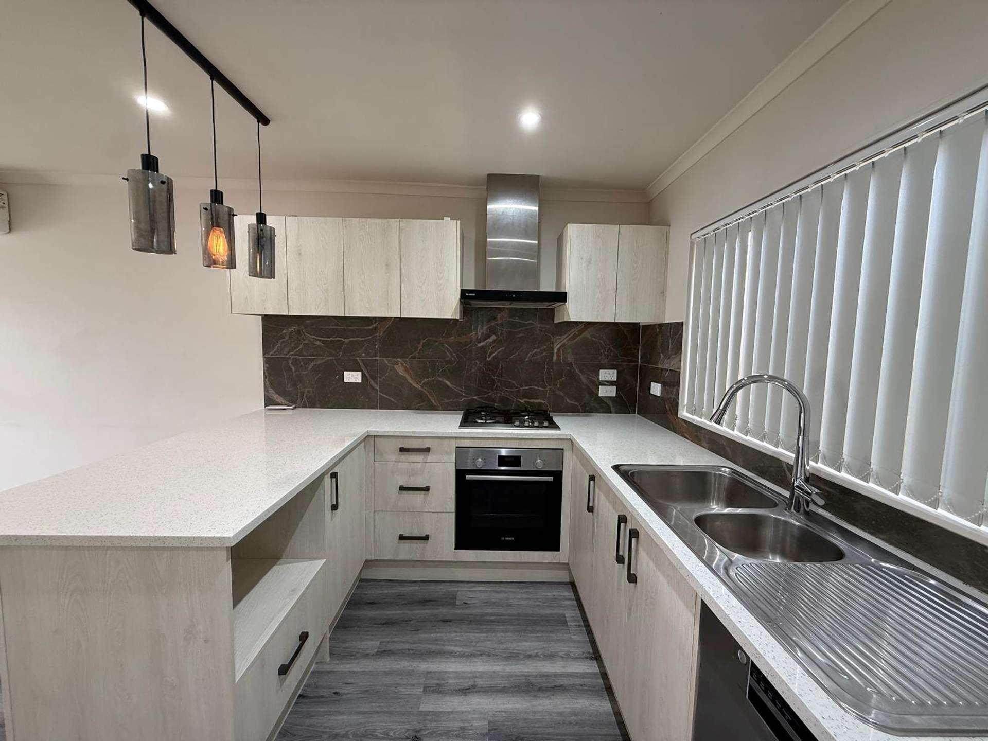 2/55 Swaffield Road Papatoetoe_0