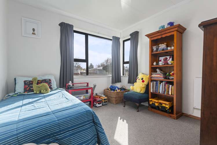 20 Somerset Crescent Highbury_13