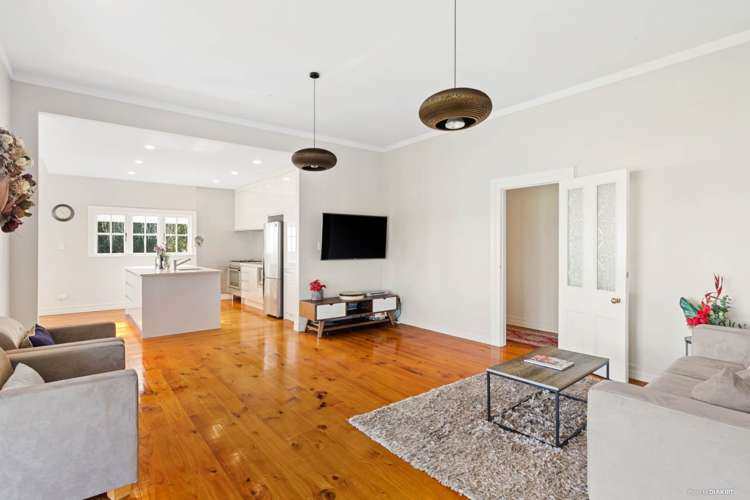 82 Wattle Bay Road Manukau Heads_9