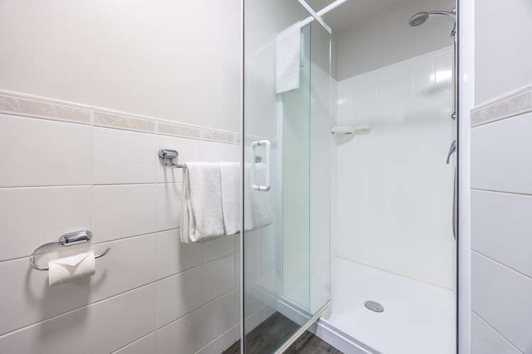 9F/50 Eden Crescent Auckland Central_10