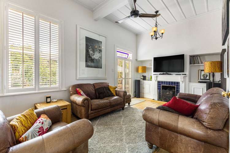 2/10 Mozeley Avenue Devonport_3